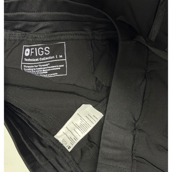 Figs Technical Collection Black Scrub Set Women's Medium V-Neck Joggers NEW - Picture 4 of 8